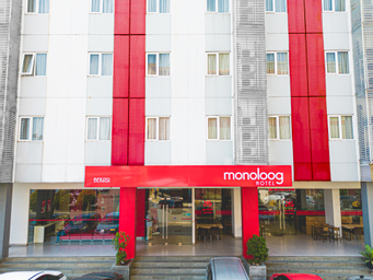 Exterior & Views 1, Monoloog Hotel Bekasi, Bekasi