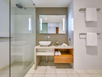 Bathroom 8