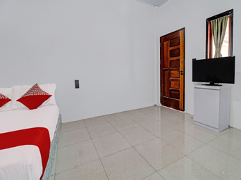 Bedroom 14