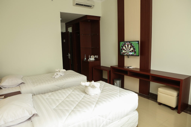 Twin Deluxe Room