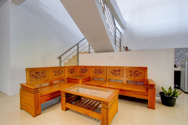 Public Area 2, OYO 93012 Griya Kencana Asri Syariah, Sukoharjo