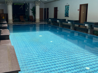 Sport & Beauty 4, RedDoorz Premium Syariah @ Mutiara Hijau Suites Medan, Medan
