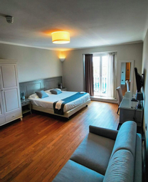 Bedroom 4, Hotel De Ville, Genova