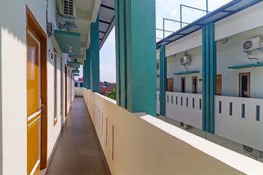 Public Area 2, OYO Life 92691 Mc Kost Syariah, Jambi
