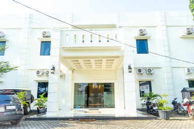 Exterior & Views 1, Mitra Hotel Bungo Syariah, Bungo