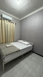 Bedroom 2, Kenanga House, Banyumas