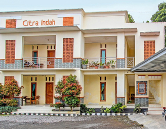 Exterior & Views 1, Hotel Citra Indah Tawangmangu, Karanganyar