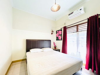 Bedroom 3, Lega Guest House RedPartner, Medan