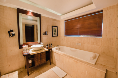 Bathroom 9