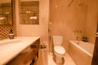 Bathroom 4