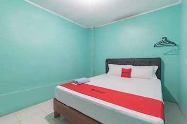 Bedroom 1, RedDoorz near Pantai Ujung Genteng, Sukabumi