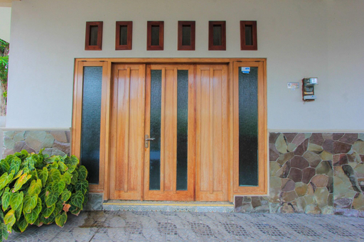 Spot On 2490 Griya Kencana Homestay - Cek Promo Hotel Murah Terbaru ...