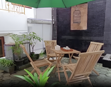 HOMESTAY SUTOMO 35
