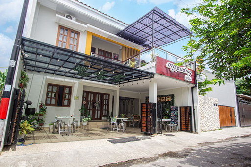 Bisma Balcony Homestay - Cek Promo Hotel Murah Terbaru tiket.com