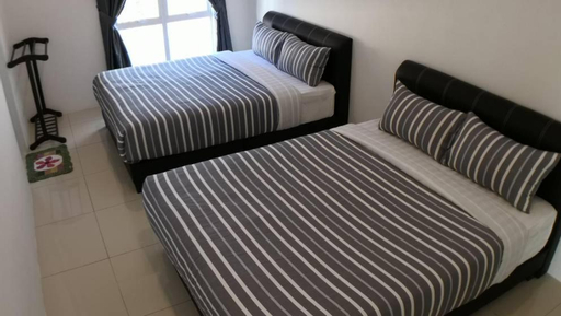 HOMESTAY CAMERON HIGHLANDS GOLDEN HILL 5BR SEMI D GOLDEN HILLS NIGHT ...