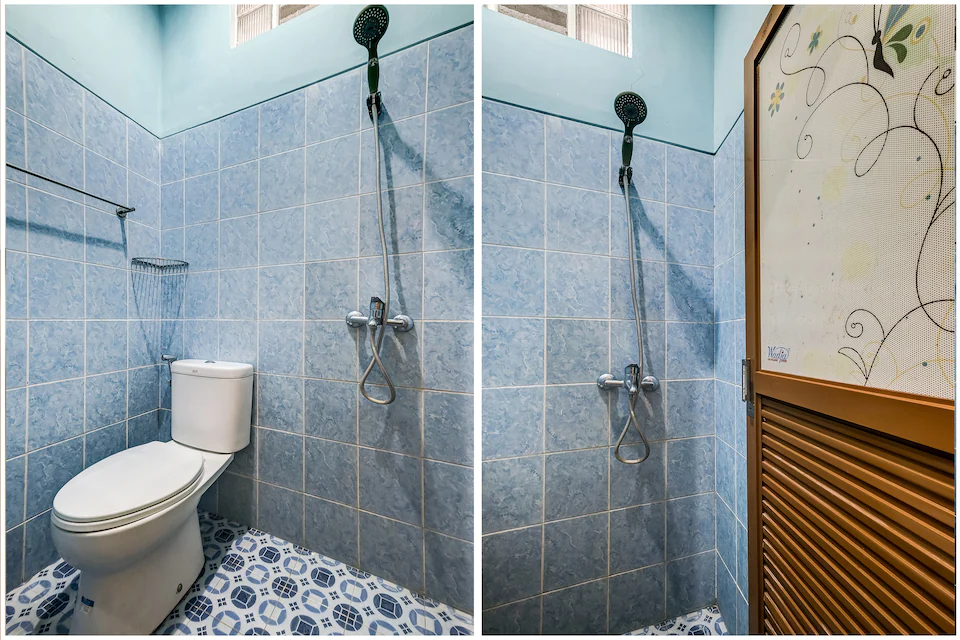 Bathroom, OYO 90938 Eco Guest House Syariah, Bantul