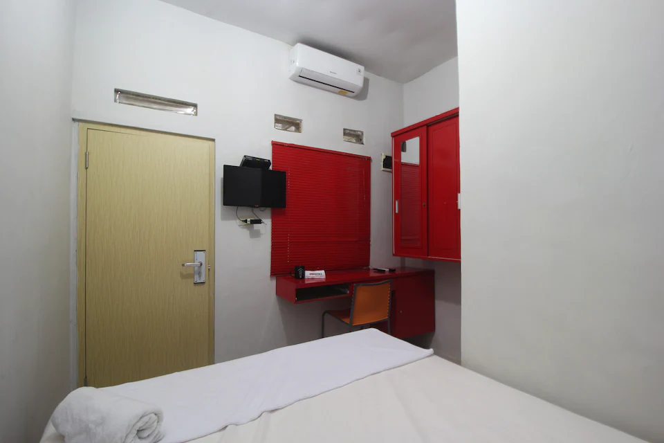 Bedroom 2, OYO Life 2273 Pratama Homestay, Bandar Lampung