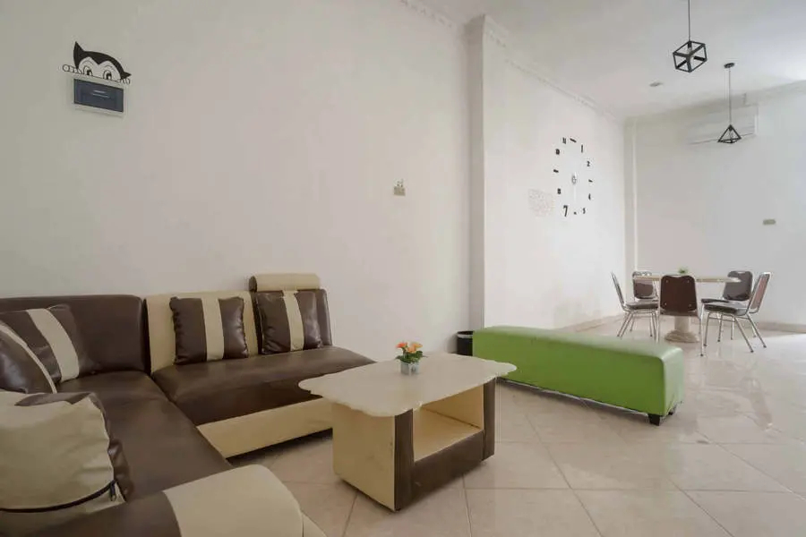 Public Area 4, RedDoorz near Lampung Walk 2, Bandar Lampung