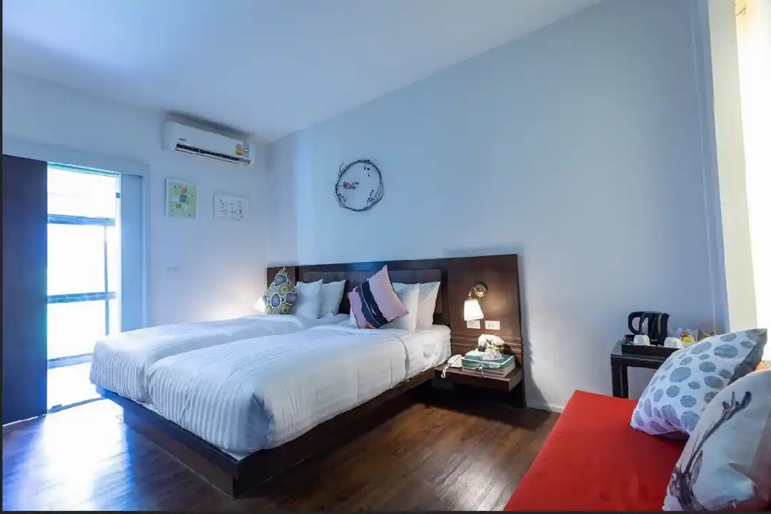 Bedroom 3, Baan Oliver Srinakarin, Bang Kapi
