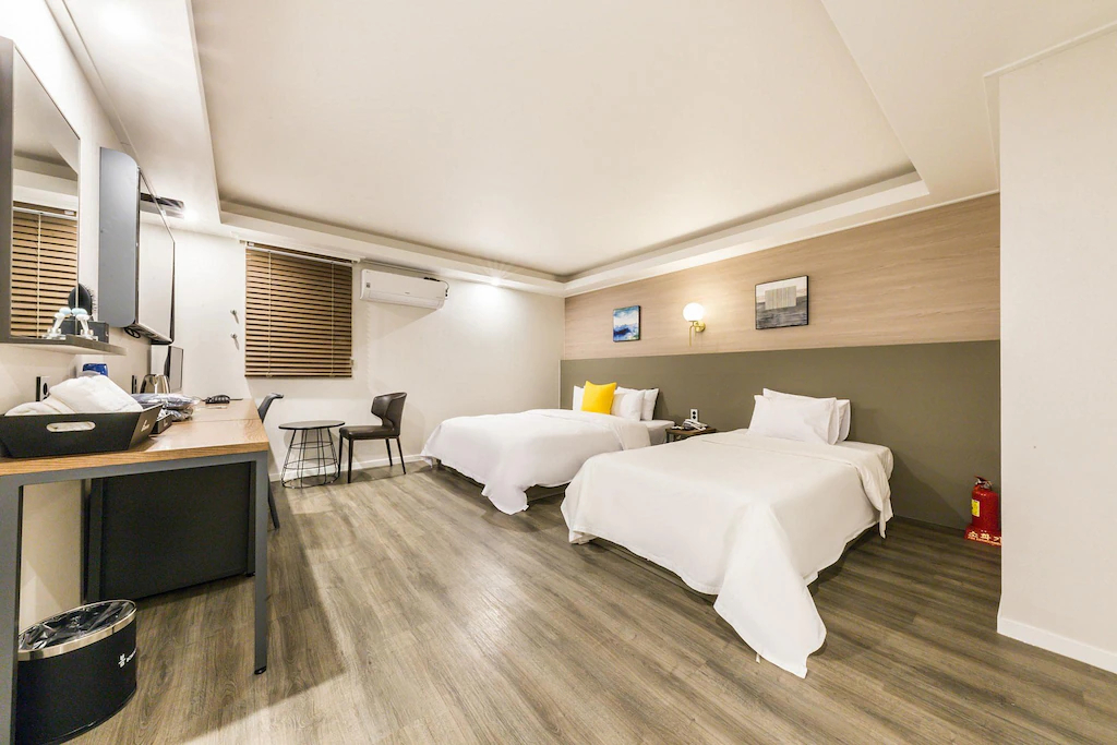 Bedroom 5, Hotel Bom Gunsan, Gunsan