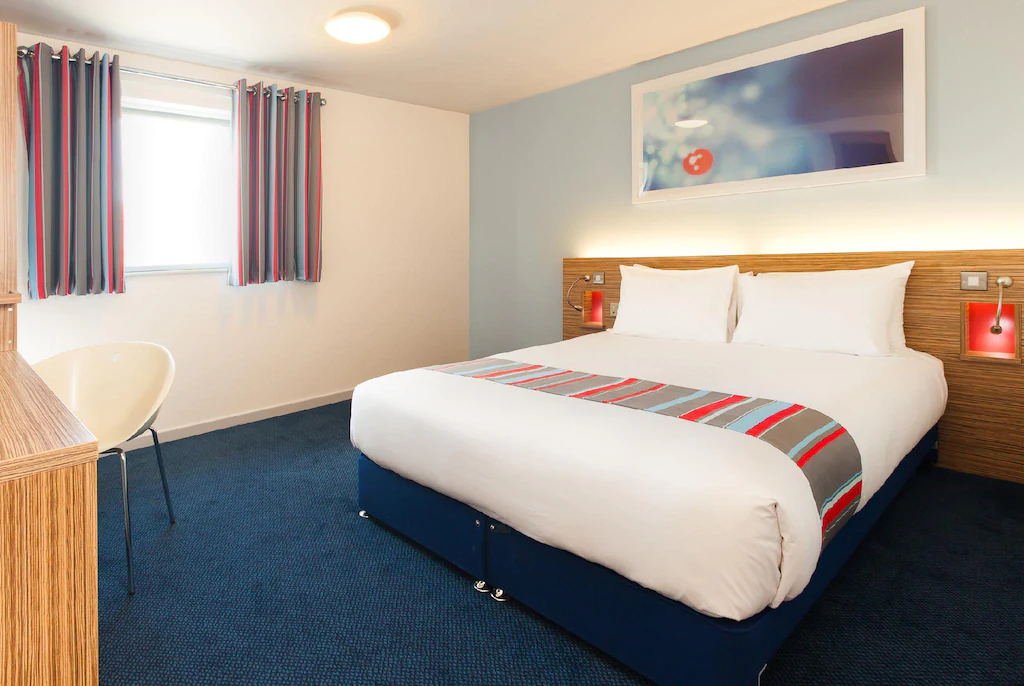 Bedroom 3, Travelodge Middlesbrough, Middlesbrough