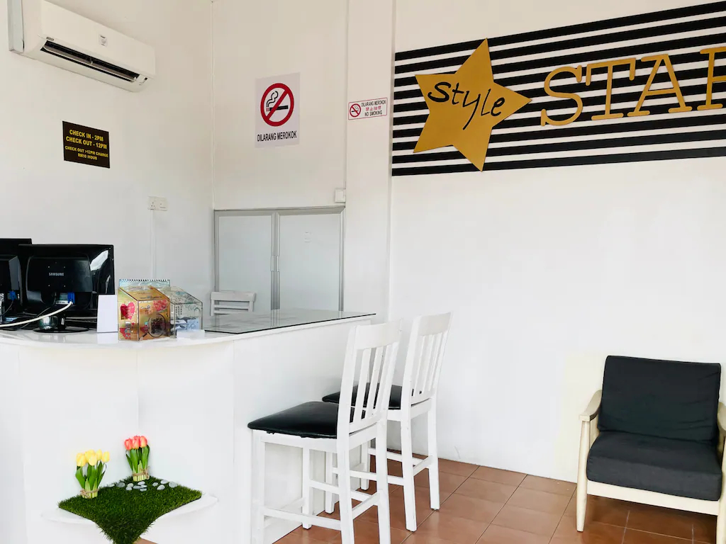 Others 4, Style Star Inn, Muar