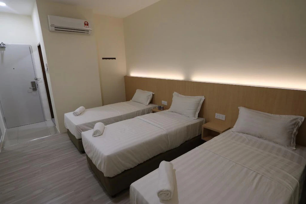 Bedroom 5, Place2stay @ Campus Hub, Samarahan