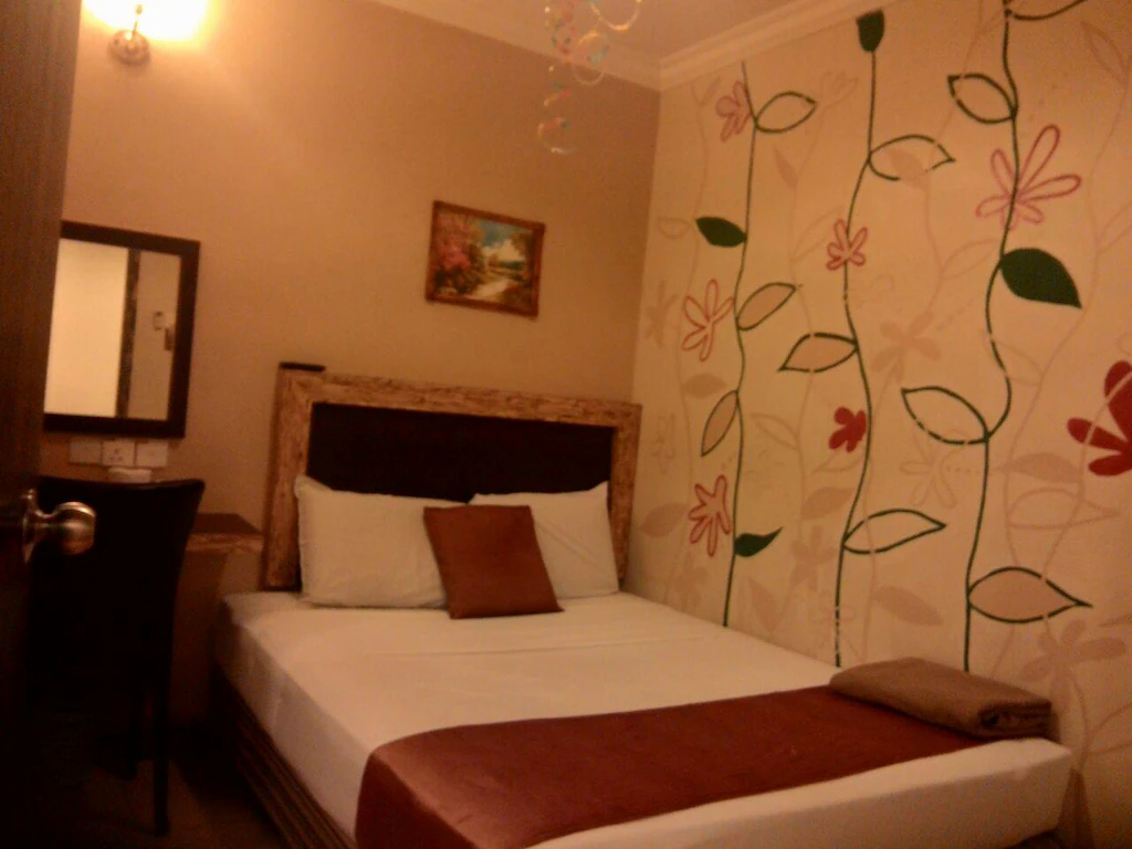 Bedroom 3, Mine Hotel, Seri Kembangan