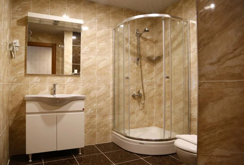 Bathroom 5, E5 Park Hotel, Avcılar