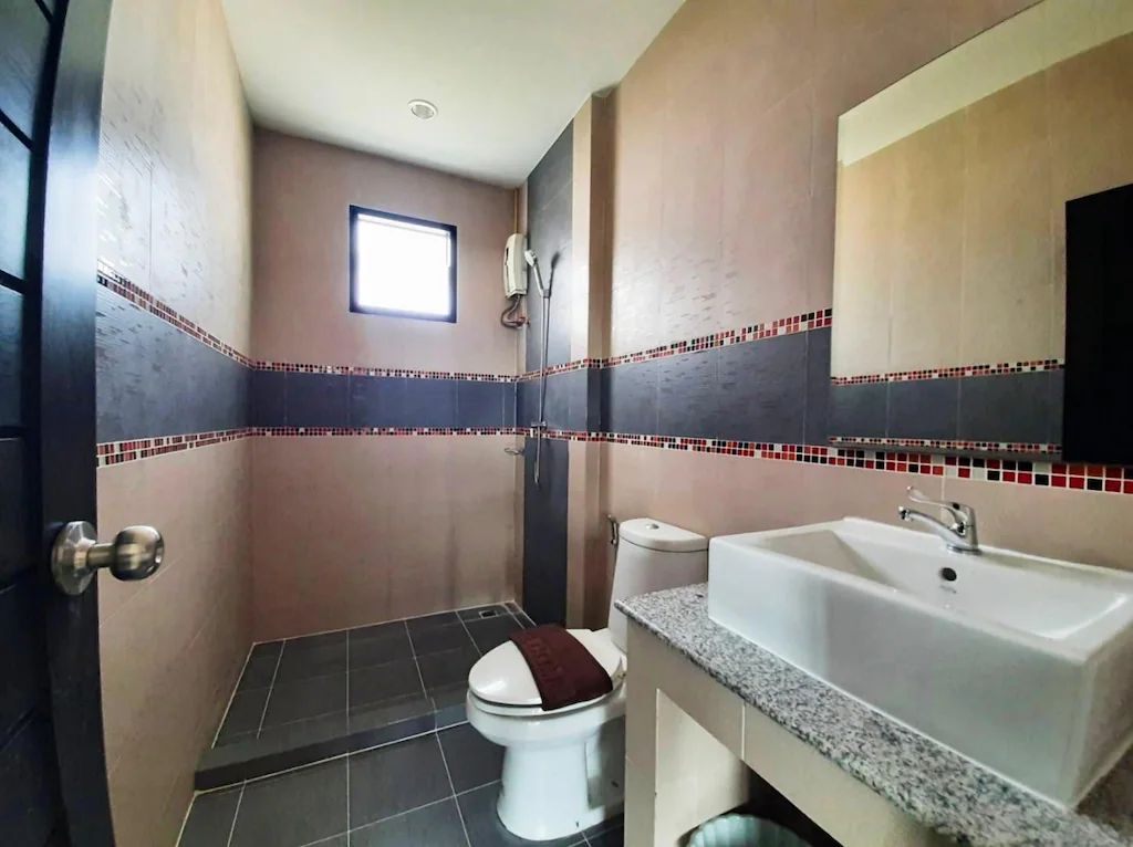 Bathroom, Lovely Pool Villa Huahin  4 Bedrooms 12-20 Pax, Hua Hin
