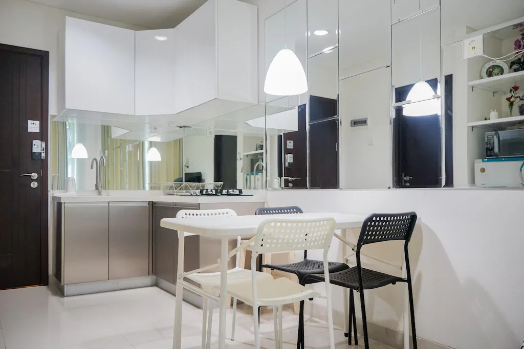 Others 3, Modern 1BR at Brooklyn Alam Sutera Apt By Travelio, Tangerang