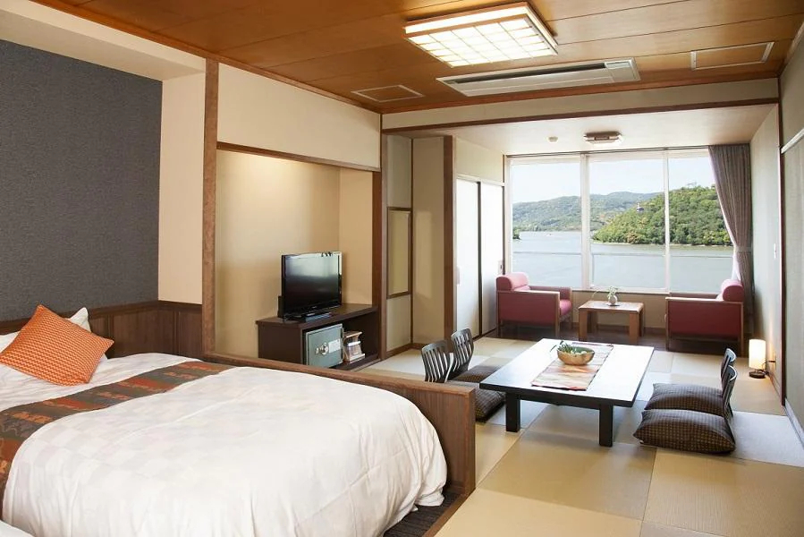 Bedroom 2, Tokiwasure Kaikatei, Hamamatsu
