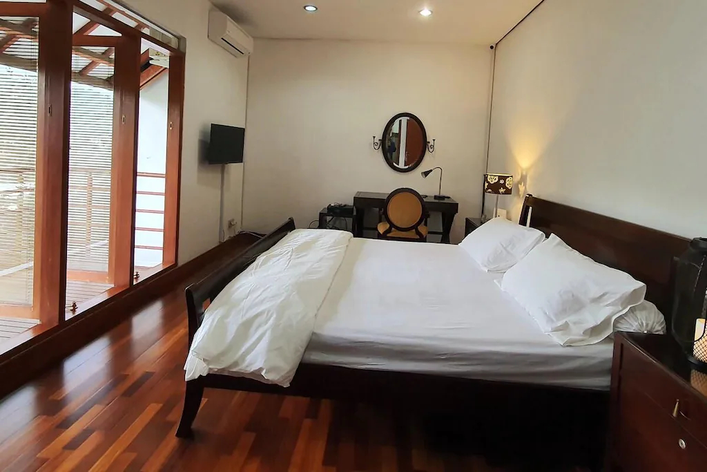 Bedroom, Casa de Heritage, villa cantik di bukit Dago - Bdg, Bandung