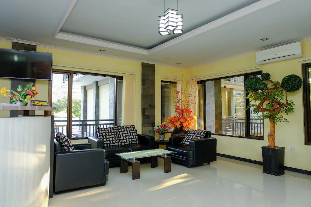 Others 2, Hotel Green Hill, Fukaya