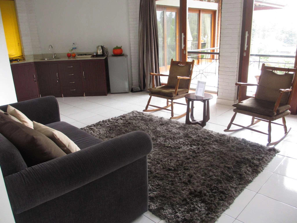 Others 3, Astha Pavilions, Bandung