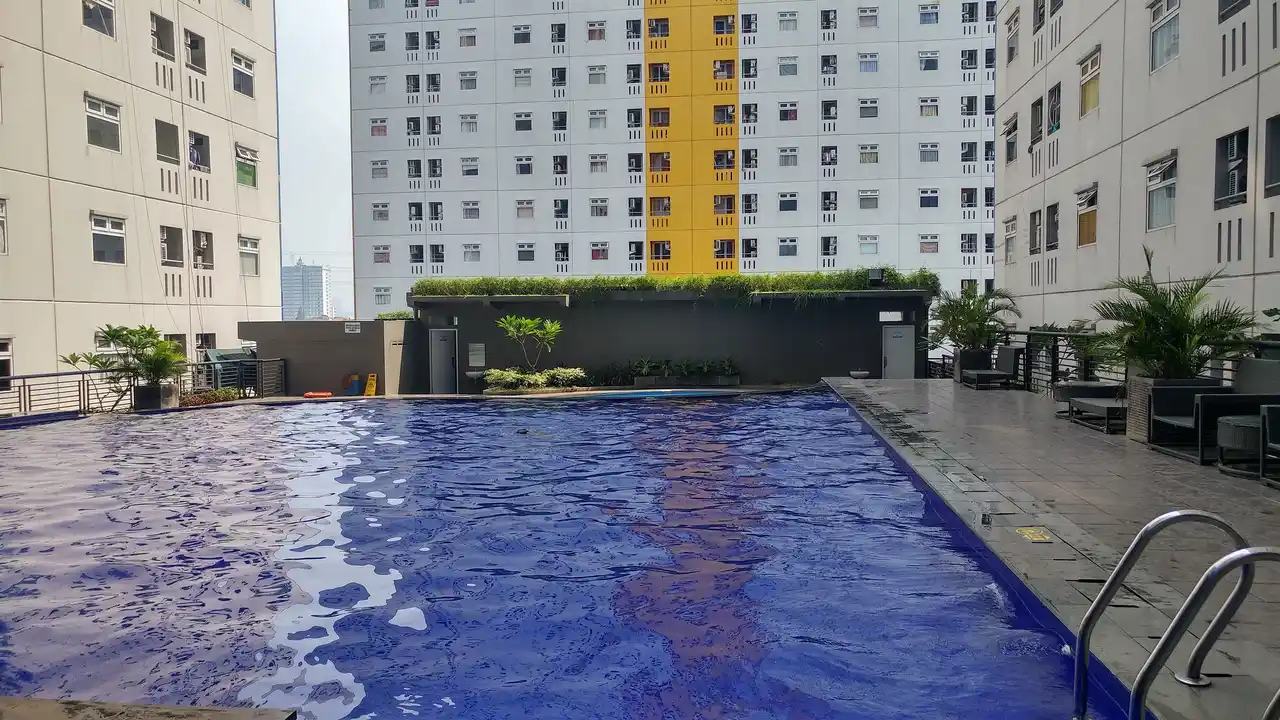 Sport & Beauty, Comfy Studio Green Pramuka Apartment with City View, Central Jakarta