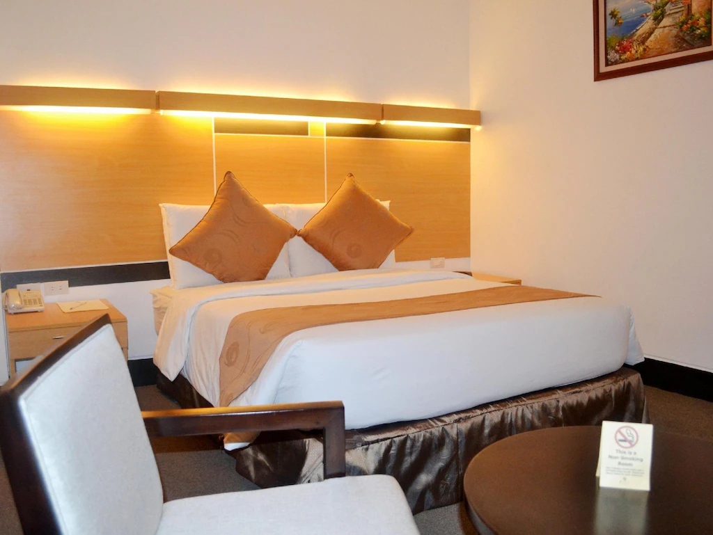 Bedroom 3, Big 8 Corporate Hotel, Tagum City