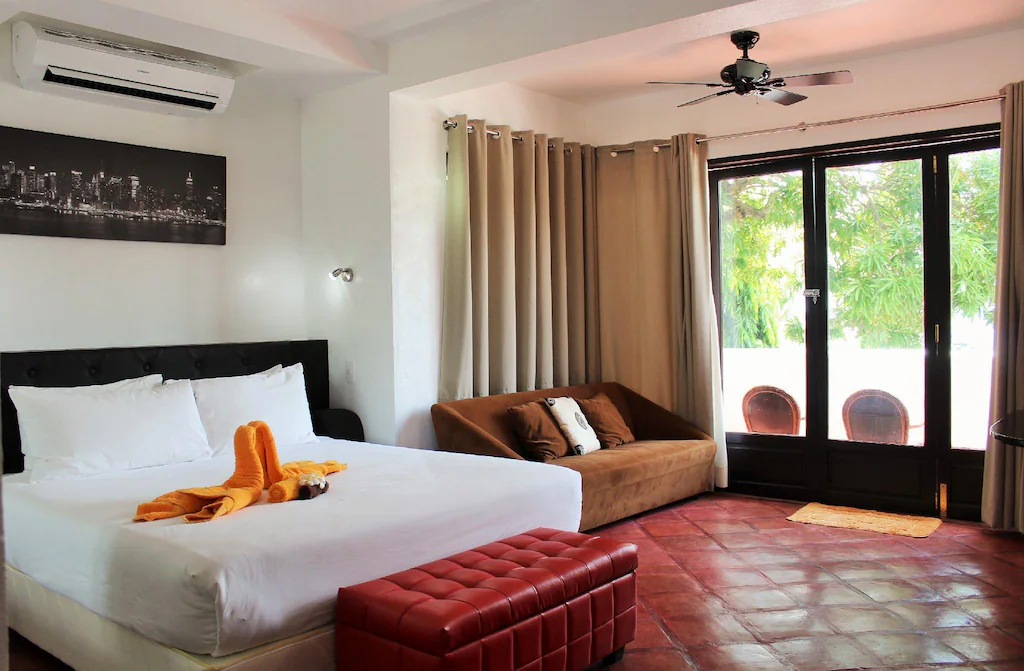 Bedroom 3, Lalaguna Villas Luxury Dive Resort & Spa, Puerto Galera