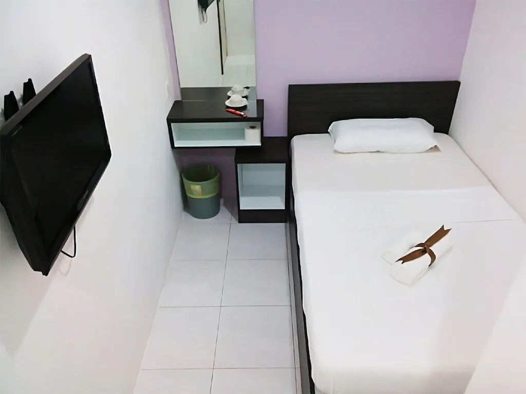 Bathroom 3, Hotel CheckedInn, Kinta