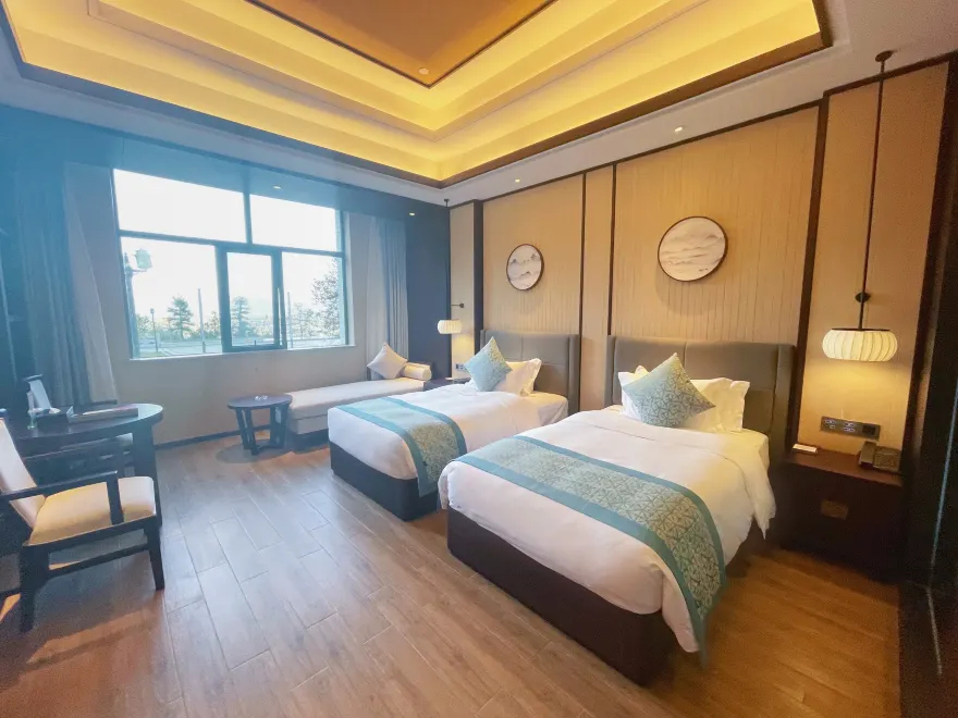 Bedroom 4, Ramada by Wyndham Xianning Xishan Mountain, Xianning