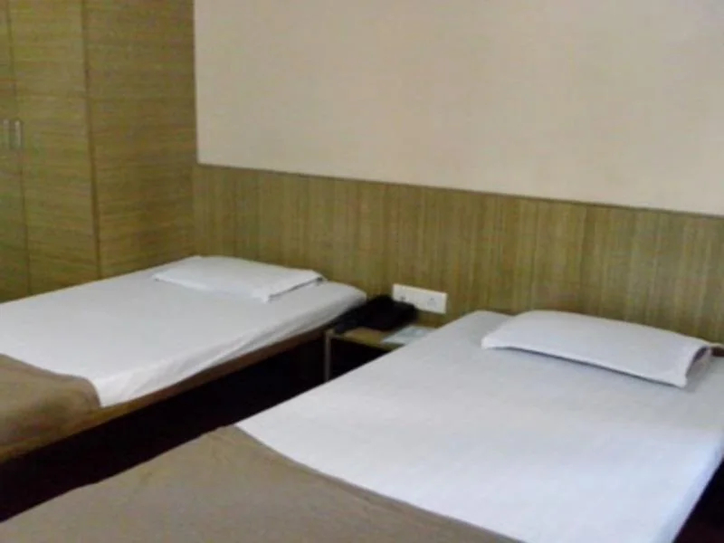 Bedroom 3, Hotel Chetak, Pune