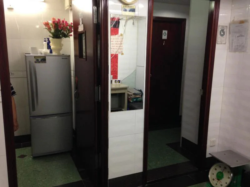 Others 5, NEW COSMOS GUEST HOUSE, Kowloon