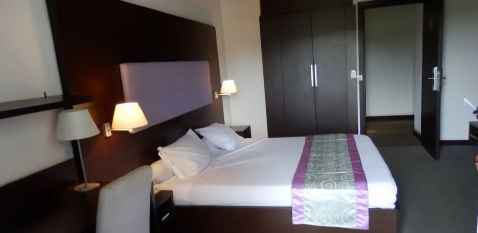 Bedroom 3, Hotel des Deputes, Mfoundi