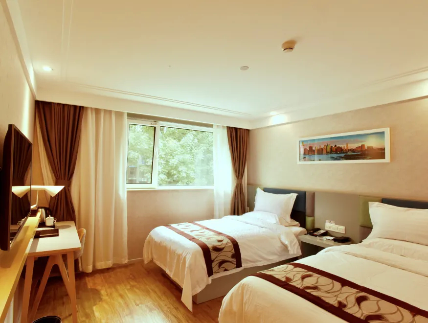 Bedroom 4, Super 8 Hotel Beijing Haidian West Balizhuang Road, Beijing