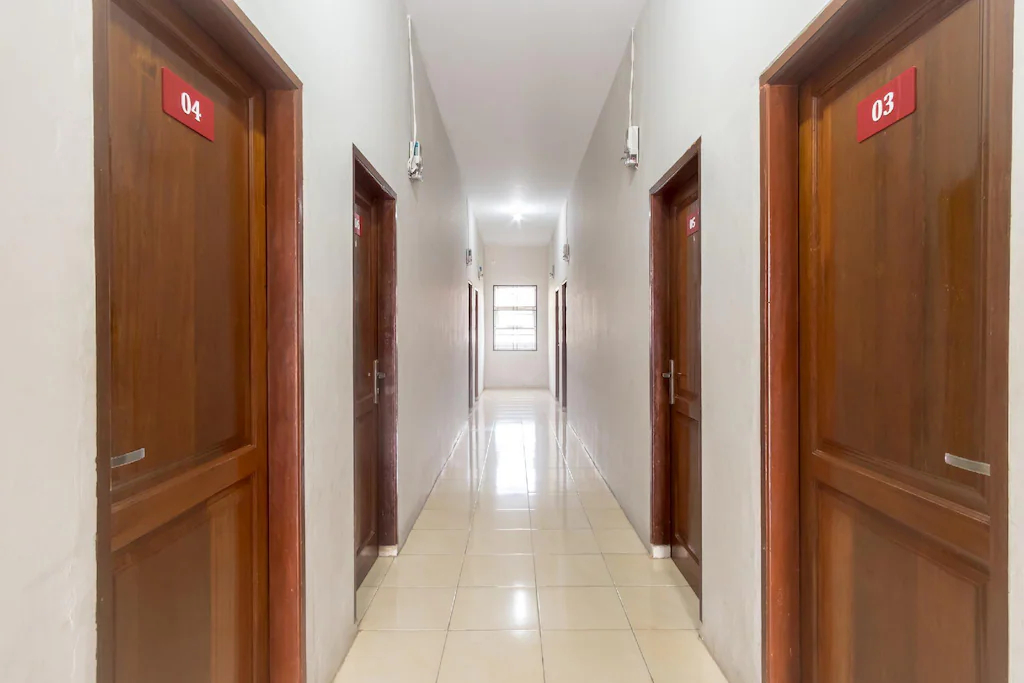 Others 2, OYO 1243 9-haan Homestay, Medan