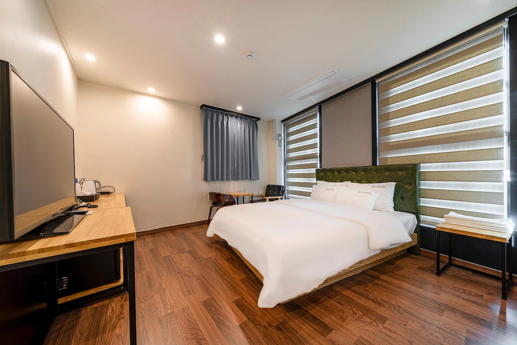 Bedroom 3, Busan Nampo Billy Hotel, Jung