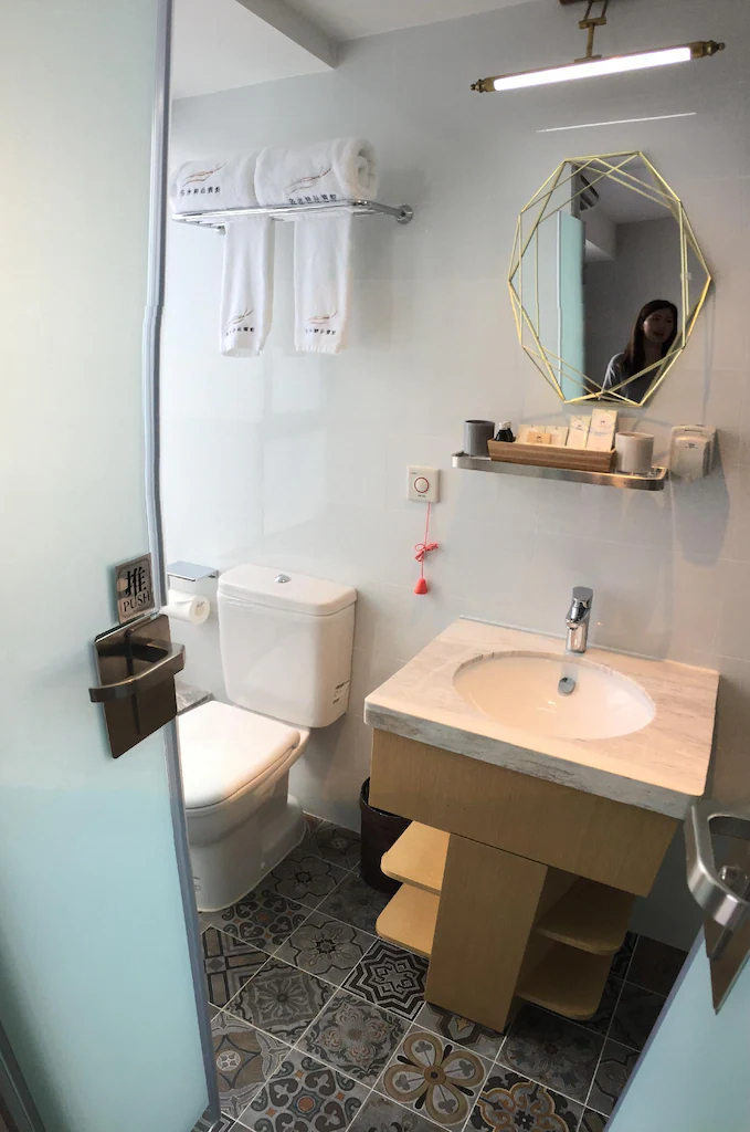 Bathroom, Dormy Boutique Hostel, Makau