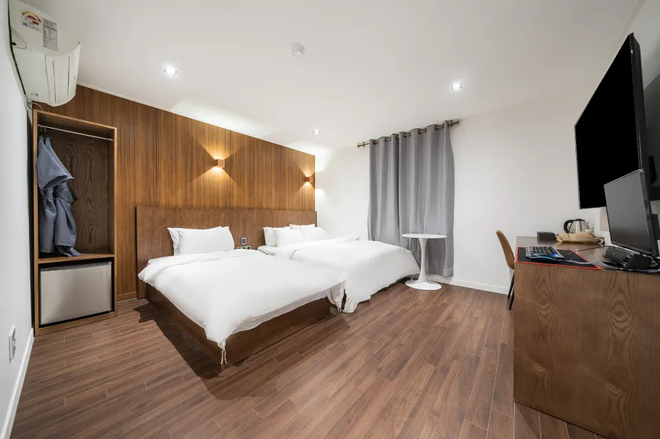 Bedroom 4, Siheung Jeongwang Hotel Seven Step, Siheung