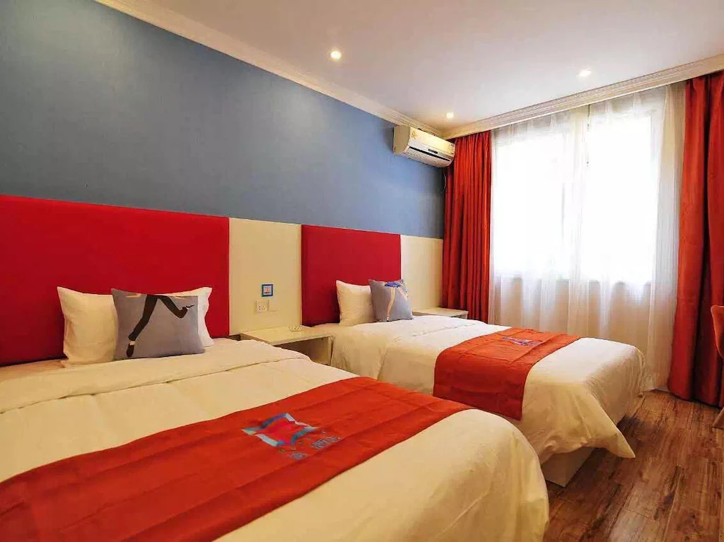 Bedroom 4, Pai Hotel Guiyang Fountain Metro Station, Guiyang