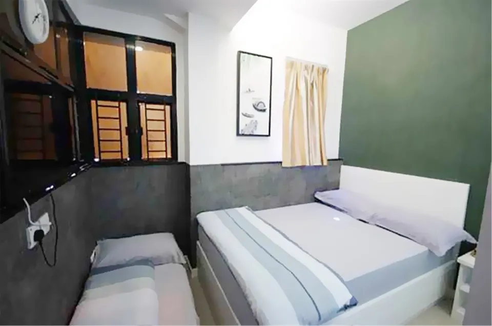 Bedroom 4, Tsuen Hostel, New Territories